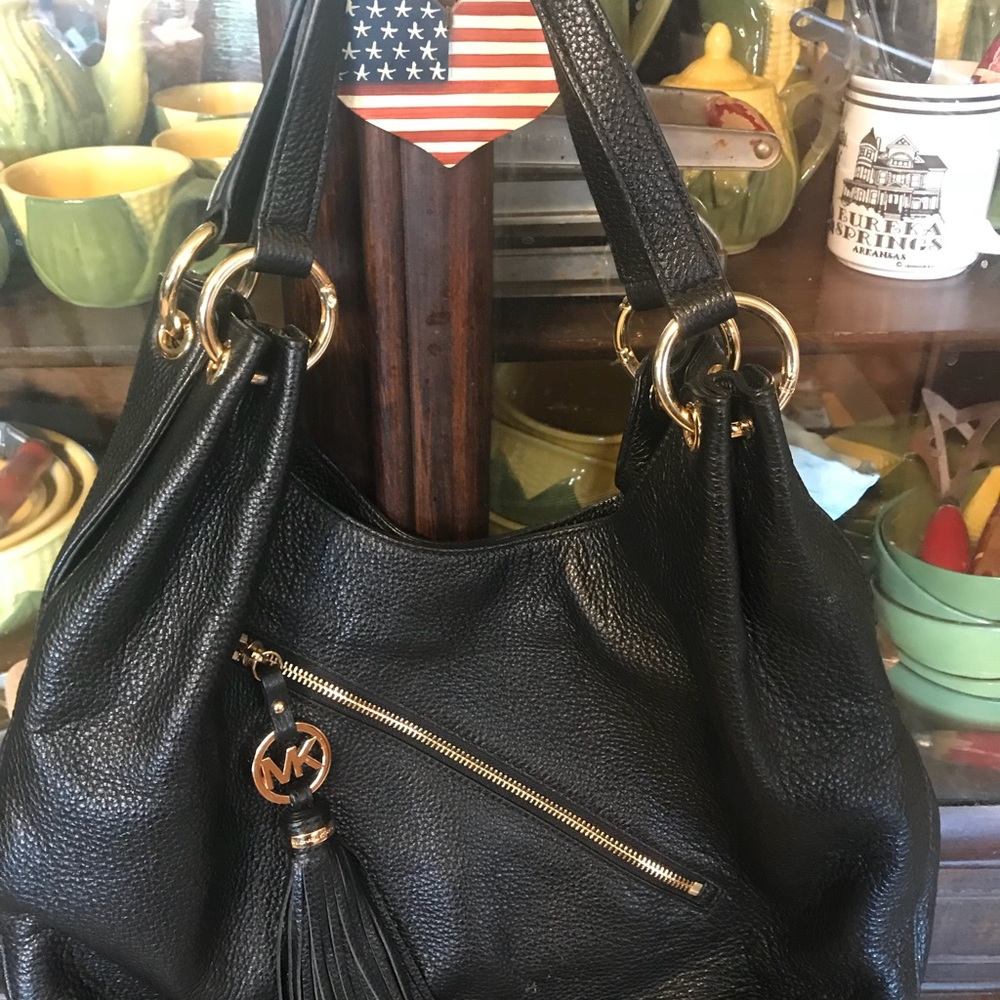 Authentic MK